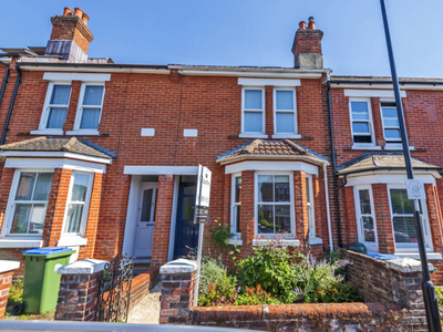 4 bedroom terraced house for sale in Rockleigh Road, Bassett, Southampton, Hampshire, SO16