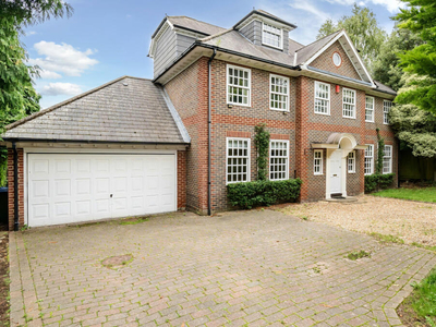5 bedroom detached house for rent in Westrow Road, Banister Park, Southampton, SO15