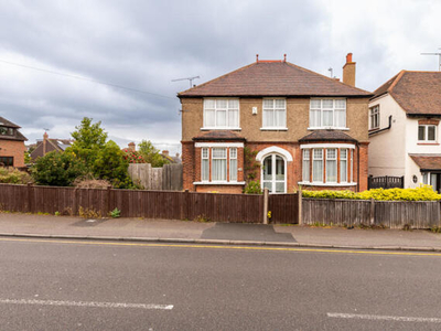 5 Bedroom Detached House For Sale In Gravesend