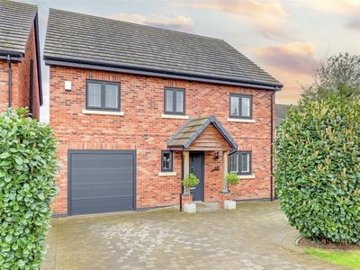 5 bedroom detached house for sale in Main Street., Burton Joyce, Nottinghamshire, NG14 5EH, NG14