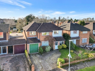 5 bedroom detached house for sale in Rowland Way, Earley, Reading, RG6