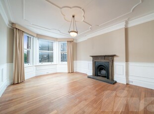 5 bedroom flat for rent in St James Mansions, West End Lane, West Hampstead, NW6