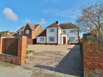 5 Bedroom House Lee On Solent Hampshire