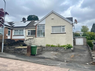 5 Bedroom Semi-detached Bungalow For Sale In Pantmawr, Cardiff