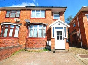 5 bedroom semi-detached house for rent in Carlyon Road, Wembley, Middlesex, HA0 1HT, HA0