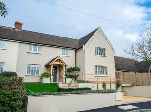 5 Bedroom Semi-detached House For Rent In Teddington