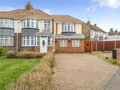 5 Bedroom Semi-detached House For Sale In Gillingham