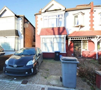 5 Bedroom Semi-detached House For Sale In Wembley, Middlesex