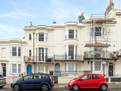5 bedroom terraced house for sale in 12, Montpelier Road, Brighton, BN1 2LQ, BN1