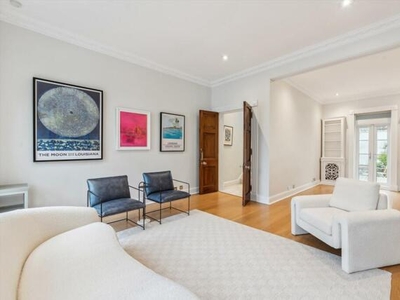 6 Bedroom Town House For Rent In London