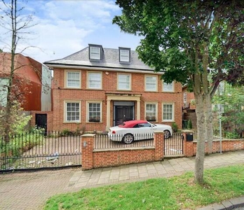 7 Bedroom House For Sale In Putney