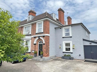 7 Bedroom House Hereford Herefordshire