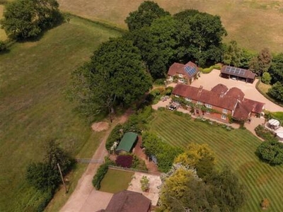 7 Bedroom House Romsey Hampshire