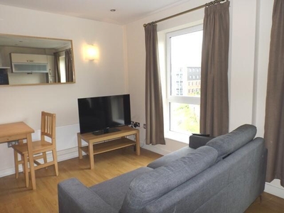Studio Apartment For Rent In St.georges Walk