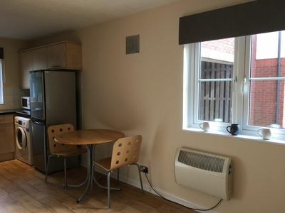 Studio flat for rent in Captains Place, Southampton, SO14