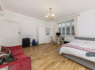 Studio flat for rent in Grove Hall Court, London, NW8