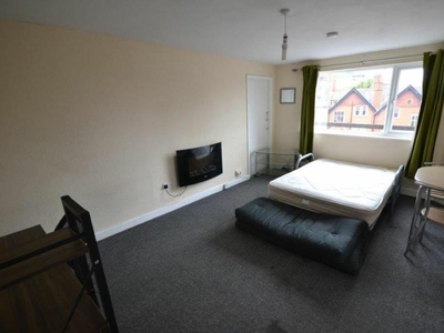 Studio flat for rent in London Road, Leicester, LE2