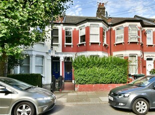 1 bedroom apartment for rent in Carlingford Road, London, N15