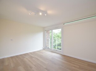 1 bedroom apartment for rent in Grangedale Close, Northwood, HA6