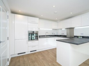 1 bedroom apartment for rent in Lapwing Heights, Waterside Way, London, N17