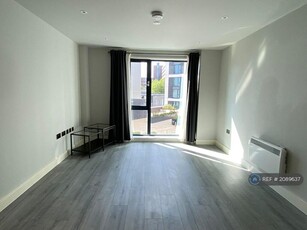 1 bedroom flat for rent in Broad Street, Birmingham, B15