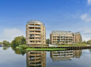 1 bedroom flat for rent in Essex Wharf, London, E5