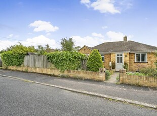 2 Bed Bungalow For Sale in Kidlington, Oxfordshire, OX5 - 5425646
