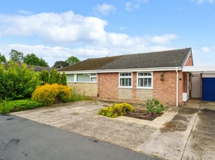 2 Bed Bungalow For Sale in Kidlington, Oxfordshire, OX5 - 5439053