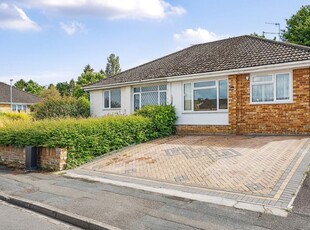 2 Bed Bungalow For Sale in Swindon, Wiltshire, SN25 - 5445831