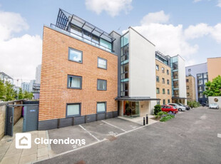 2 bedroom apartment for rent in London, E14