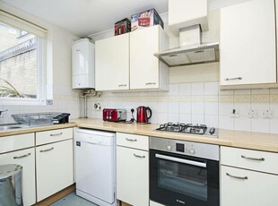 2 bedroom end of terrace house for rent in Rusbridge Close, Hackney Downs, London, E8