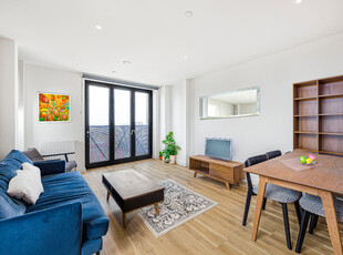 2 bedroom flat for rent in George Street, Croydon, London, CR0