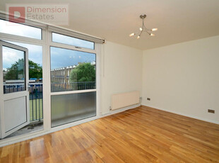 2 bedroom flat for rent in Kingsgate Estate, Tottenham Road, Islington, Dalston,Hackney, N1