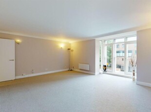 2 bedroom flat for rent in Marlborough Hill, London, NW8