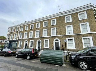 2 bedroom flat for rent in Remington Street, London, N1