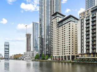 2 bedroom flat for rent in South Quay Square, Canary Wharf, E14