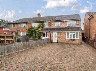 3 Bed House For Sale in Bucklebury, Thatcham, RG7 - 5155142