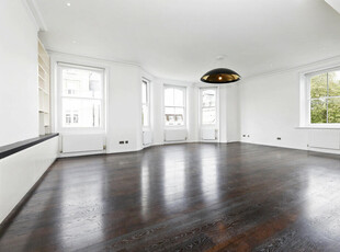 3 bedroom apartment for rent in Cornwall Gardens, South Kensington, SW7