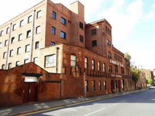 3 bedroom apartment for rent in Macintosh Mills, City Centre, M1