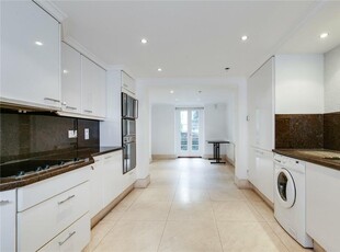 3 bedroom end of terrace house for rent in Alexander Place,
South Kensington, SW7