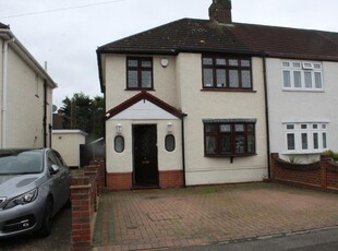 3 bedroom semi-detached house for rent in Carnforth Gardens, Hornchurch, London, RM12