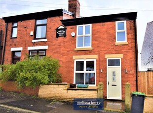 3 bedroom semi-detached house for rent in Leach Street, Prestwich, Manchester M25 3JA, M25
