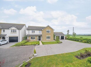4 bed detached house for sale in Kingseat