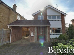 4 bedroom detached house for rent in Collins Way, Hutton, CM13