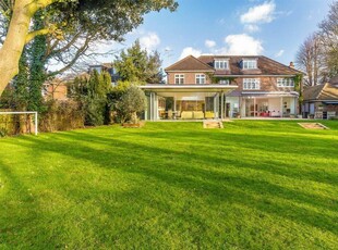 6 bedroom detached house for rent in Longwood Drive, London, SW15