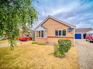 Detached bungalow to rent in Windsor Close, Sudbrooke, Lincoln LN2