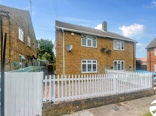 Detached house to rent in Elham Close, Gillingham, Kent ME8