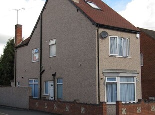 Detached house to rent in Fitton Street, Nuneaton CV11