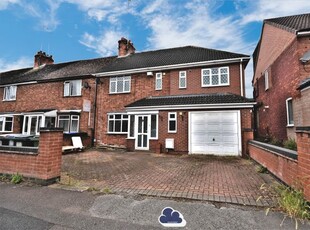 End terrace house to rent in Strathmore Avenue, Coventry CV1