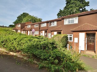 Flat to rent in Ashley Court, St Johns, Woking, Surrey GU21